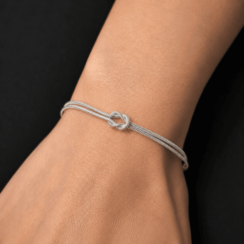 Дамска гривна Knot